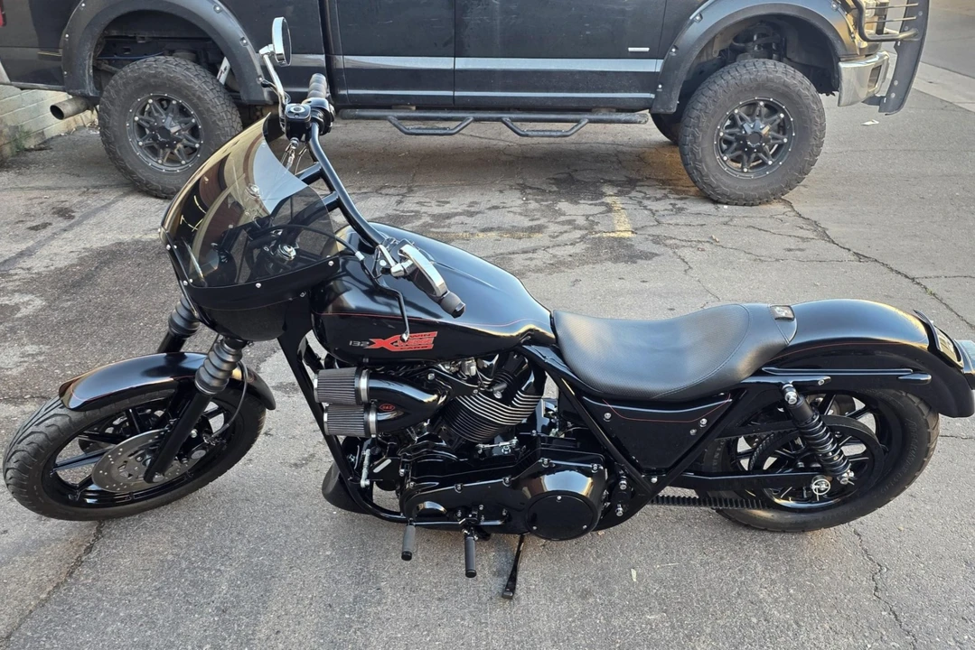Harley-Davidson FXR - Image 3 of 8