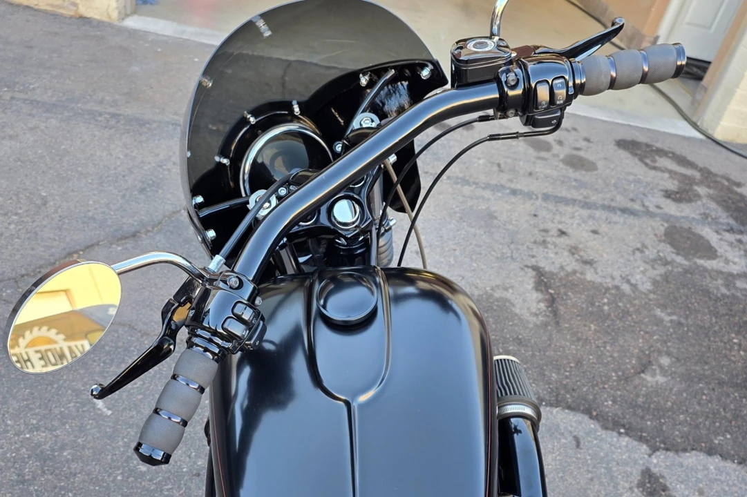 Harley-Davidson FXR - Image 4 of 8