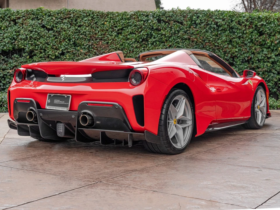 2020 Ferrari 488 Pista Spider - Image 7 of 31