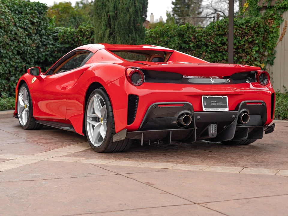 2020 Ferrari 488 Pista Spider - Image 11 of 31