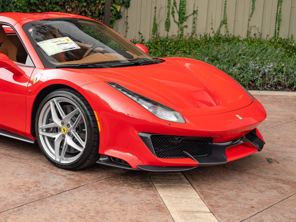 2020 Ferrari 488 Pista Spider - Image 20 of 31
