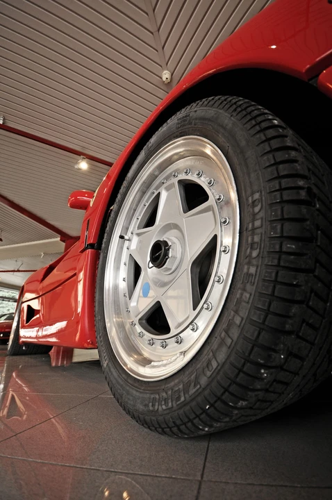 1990 Ferrari F40 - Image 3 of 31