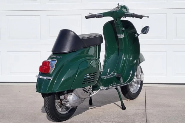 1982 Vespa Super & Primavera & P - Image 2 of 6
