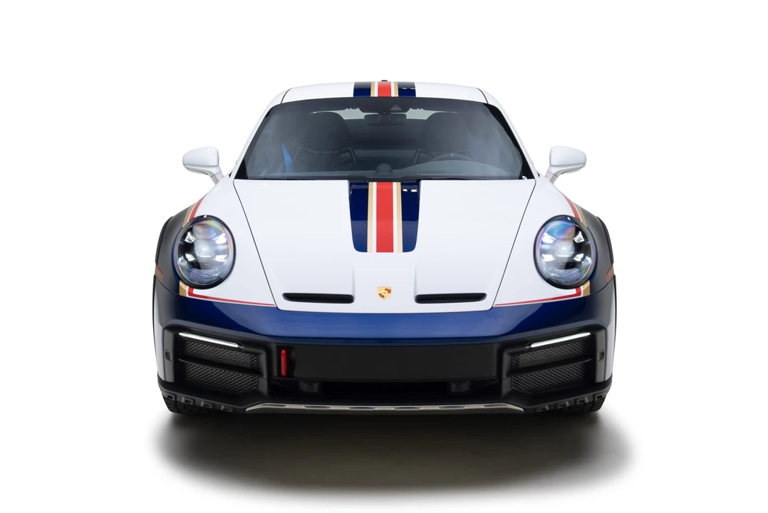 2023 Porsche 992 Dakar - Image 12 of 31