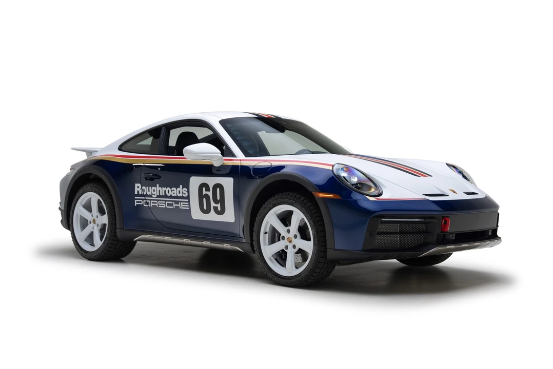 2023 Porsche 992 Dakar - Image 3 of 31