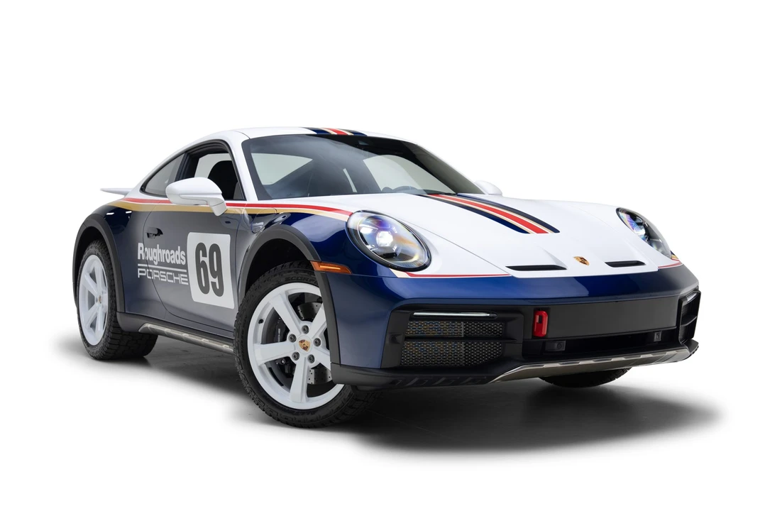 2023 Porsche 992 Dakar - Image 8 of 31