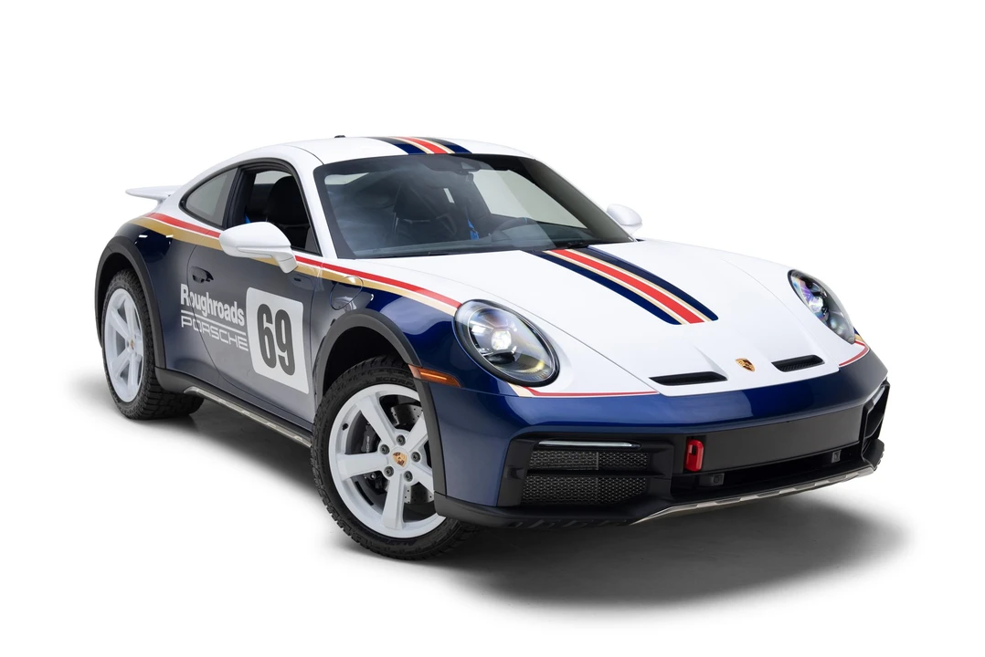 2023 Porsche 992 Dakar - Image 7 of 31