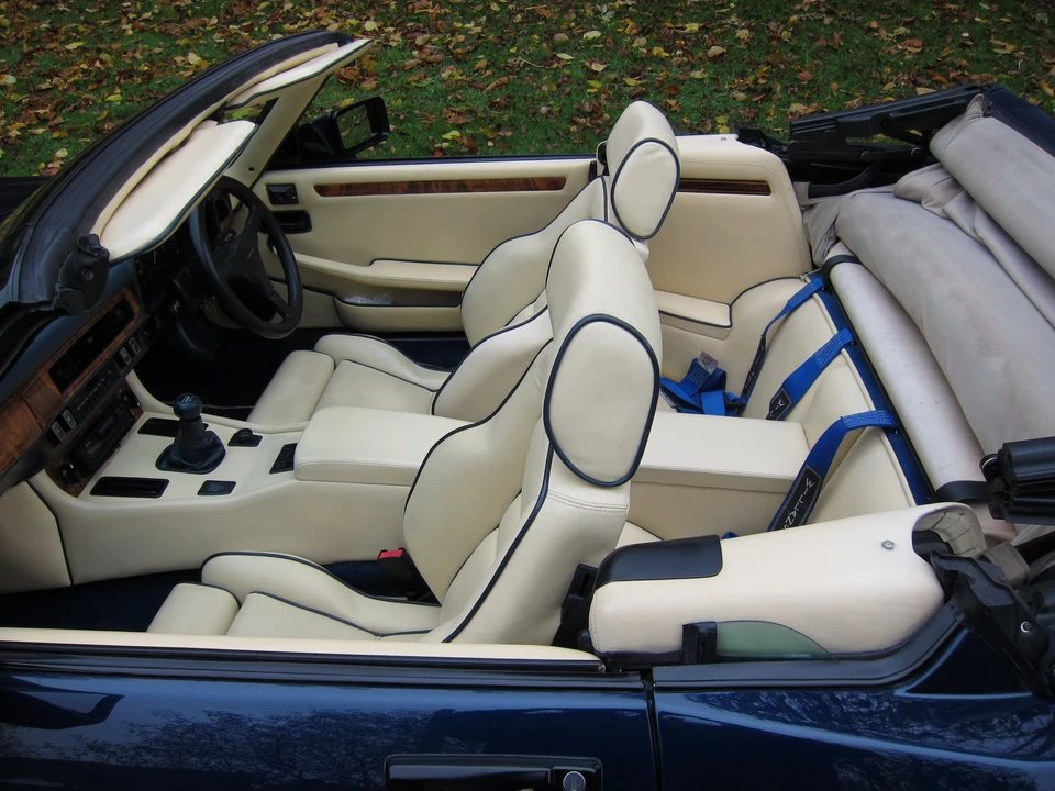 1990 Jaguar XJS Convertible - Image 2 of 19