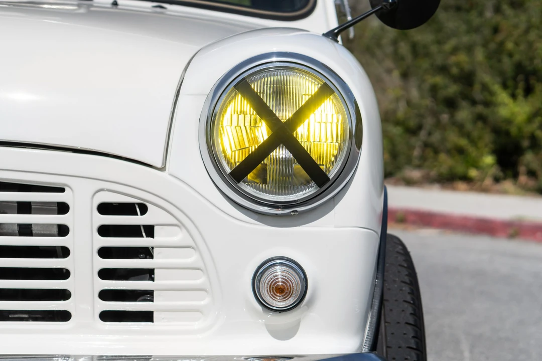 Mini Classic Mini - Image 22 of 31