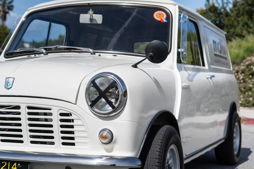 Mini Classic Mini - Image 11 of 31