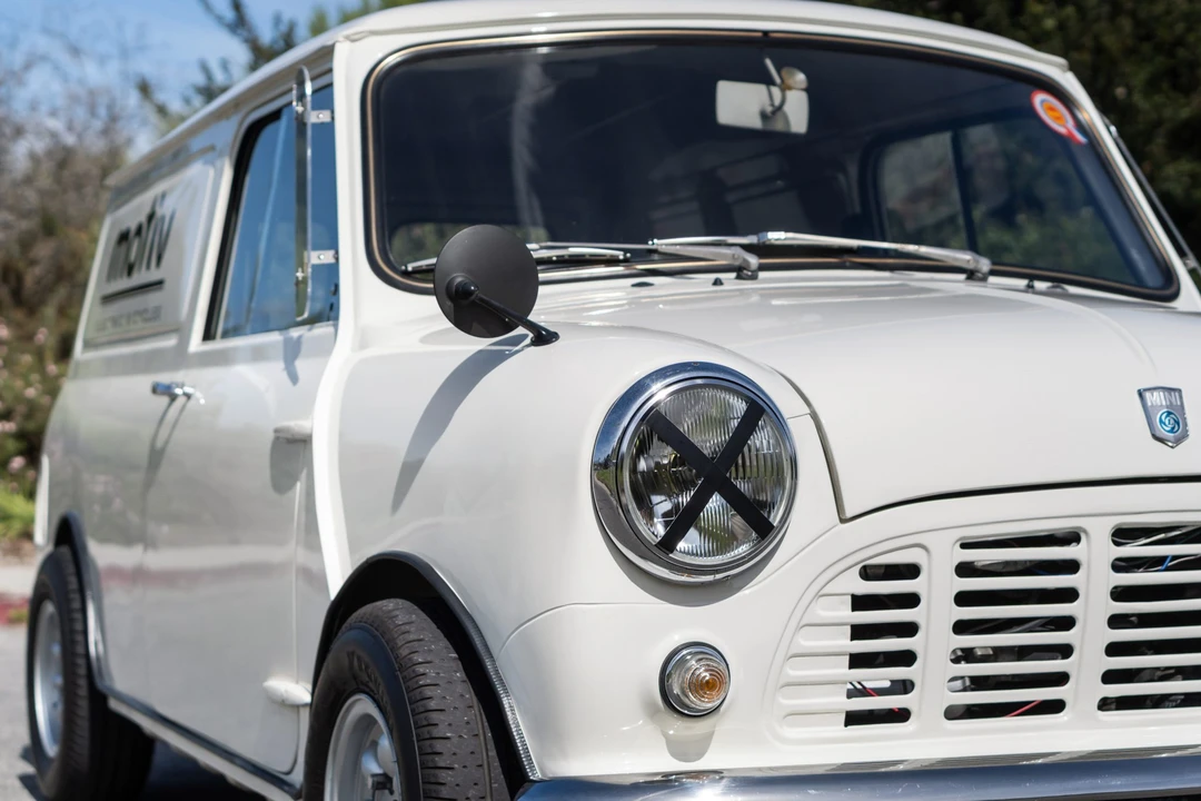 Mini Classic Mini - Image 13 of 31