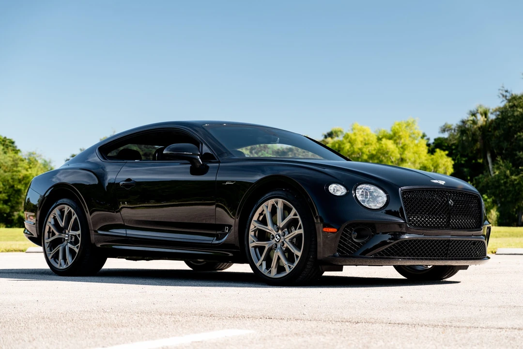 2023 Bentley Continental GT Speed 3rd Gen - Image 7 of 31