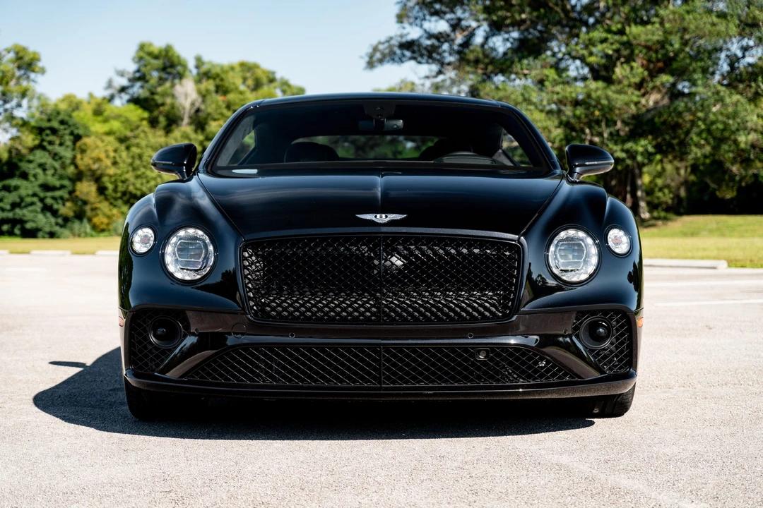 2023 Bentley Continental GT Speed 3rd Gen - Image 9 of 31