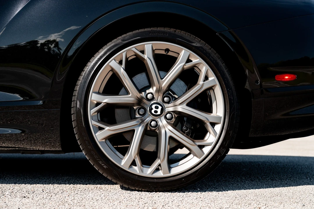 2023 Bentley Continental GT Speed 3rd Gen - Image 29 of 31