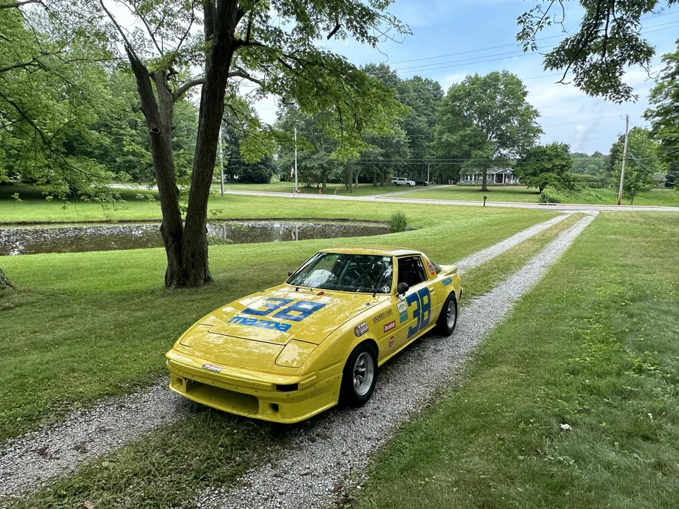 1983 Mazda RX-7 SA & FB - Image 2 of 31