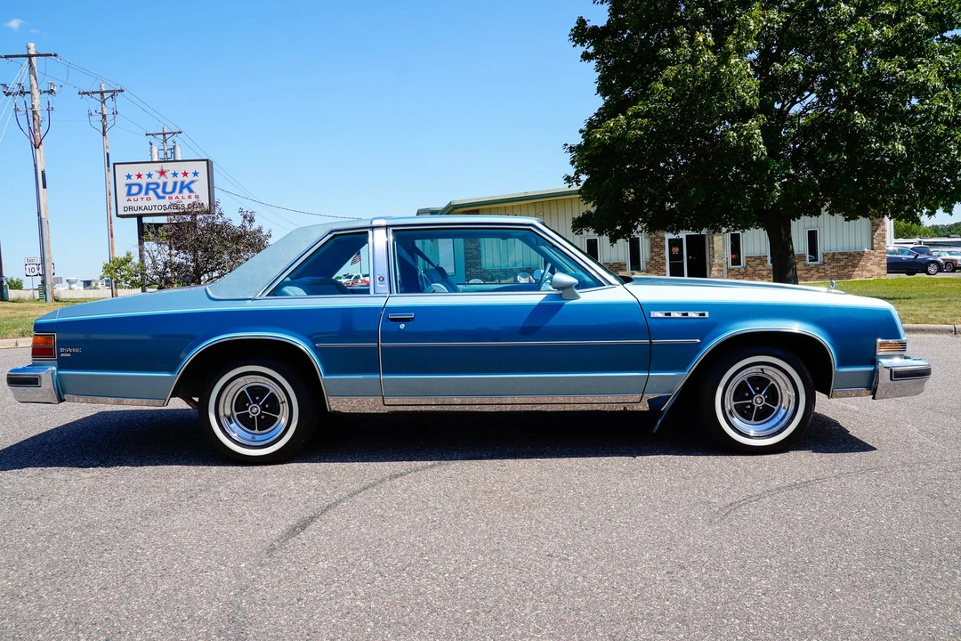 1978 Buick LeSabre - Image 2 of 31
