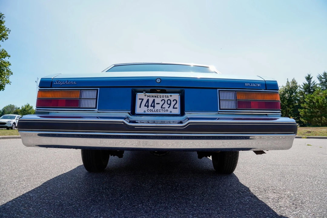 1978 Buick LeSabre - Image 25 of 31