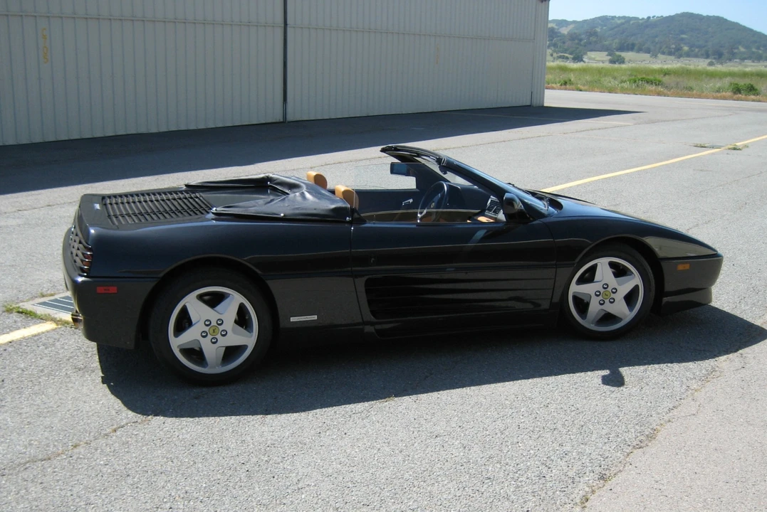 1994 Ferrari 348 Spider - Image 12 of 31