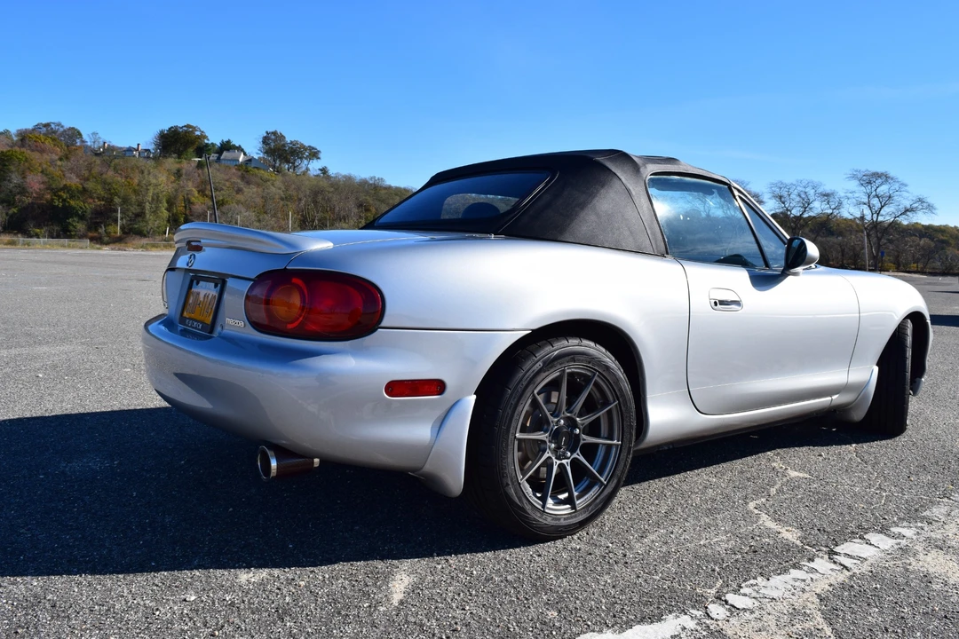 1999 Mazda NB MX-5 Miata - Image 17 of 31