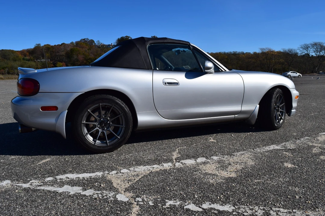 1999 Mazda NB MX-5 Miata - Image 18 of 31