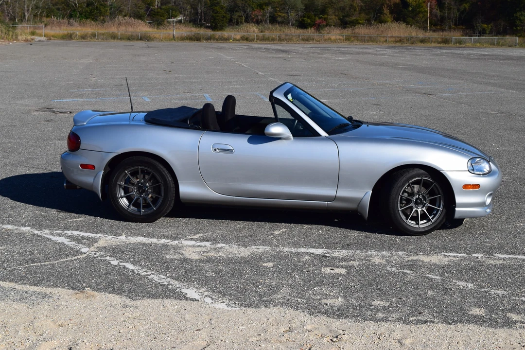 1999 Mazda NB MX-5 Miata - Image 6 of 31