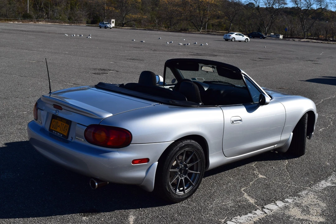 1999 Mazda NB MX-5 Miata - Image 8 of 31