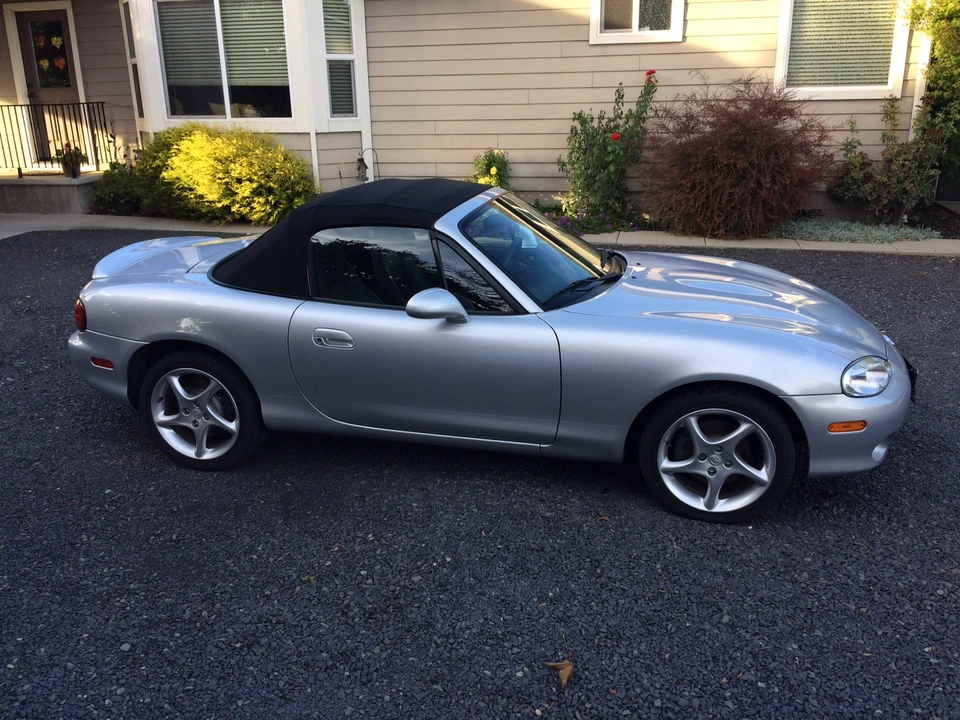 2003 Mazda NB MX-5 Miata - Image 5 of 31