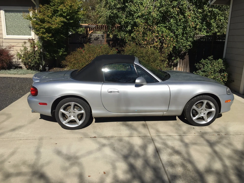 2003 Mazda NB MX-5 Miata - Image 19 of 31