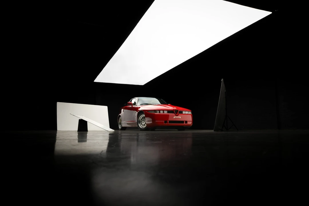 1991 Alfa Romeo SZ - Image 2 of 31