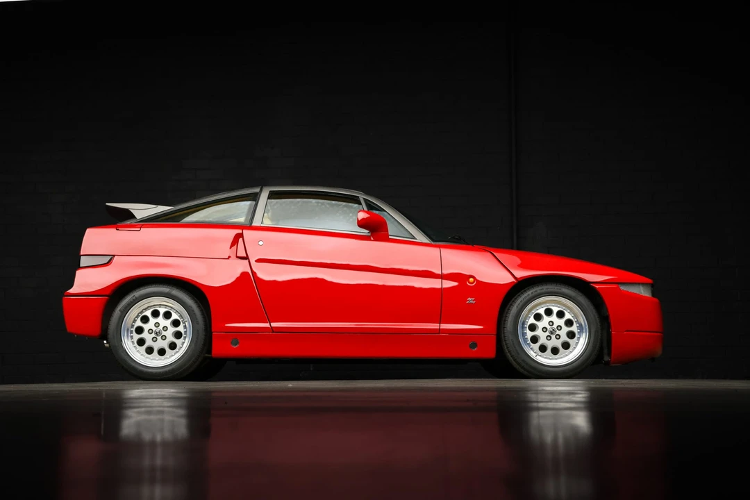 1991 Alfa Romeo SZ - Image 28 of 31