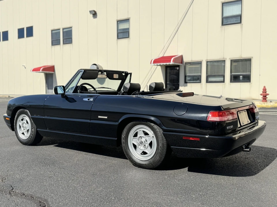 1992 Alfa Romeo Series 4 - Image 7 of 31