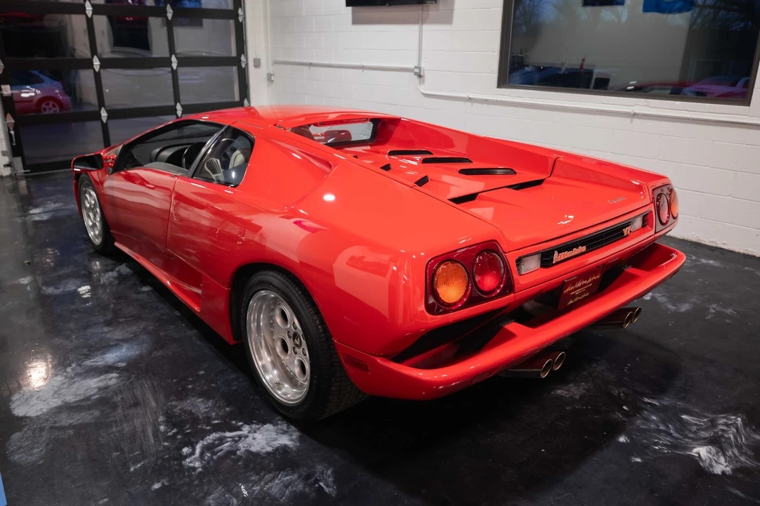 1995 Lamborghini Diablo VT - Image 4 of 31