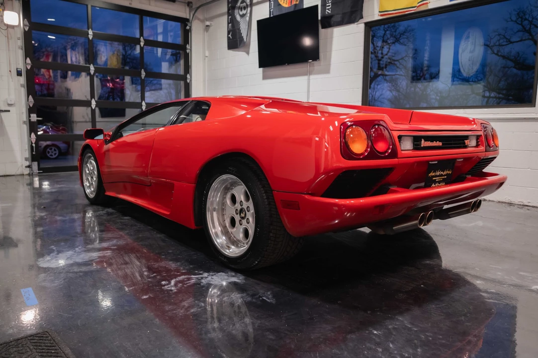1995 Lamborghini Diablo VT - Image 5 of 31