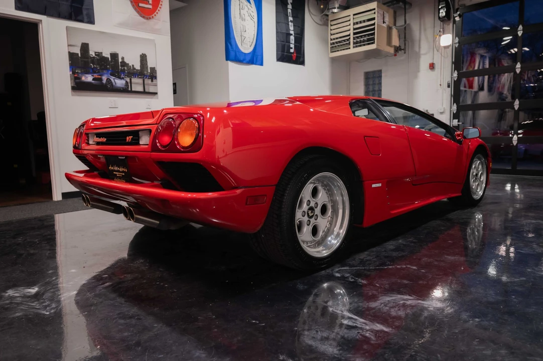 1995 Lamborghini Diablo VT - Image 10 of 31