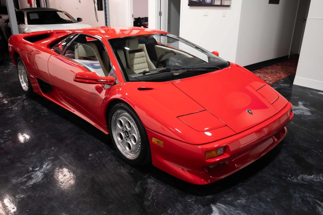 1995 Lamborghini Diablo VT - Image 11 of 31