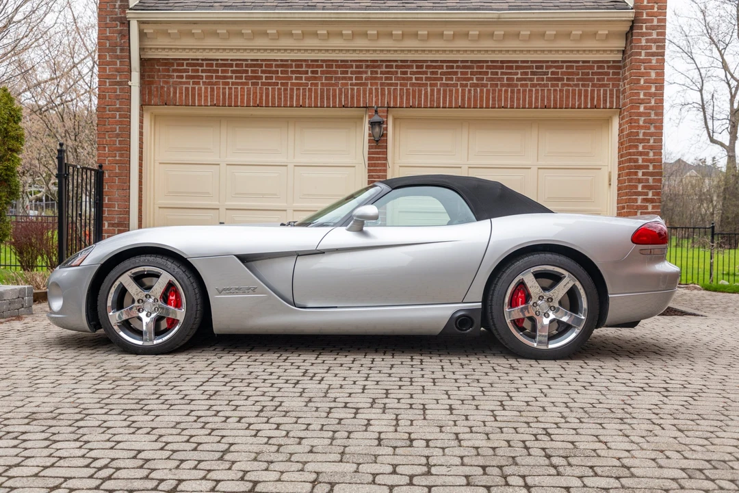 2004 Dodge Viper 3rd Gen - Image 25 of 31
