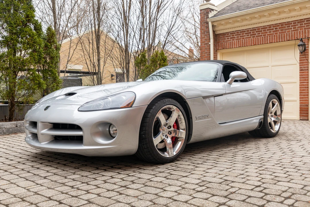 2004 Dodge Viper 3rd Gen - Image 16 of 31