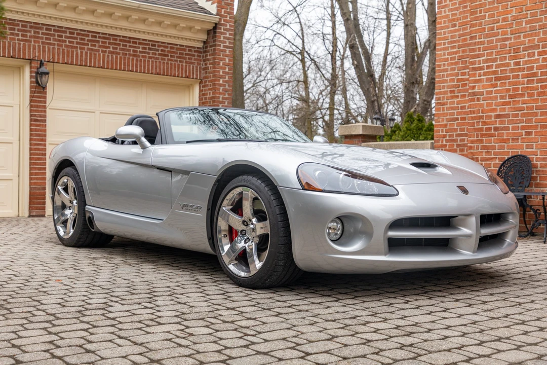 2004 Dodge Viper 3rd Gen - Image 5 of 31