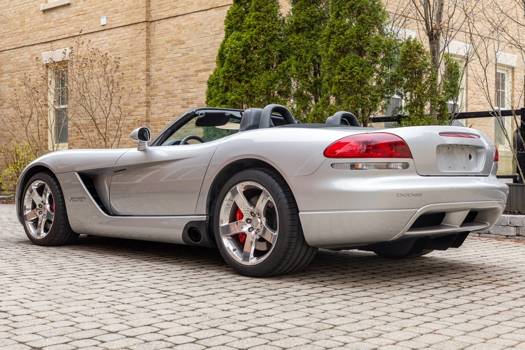 2004 Dodge Viper 3rd Gen - Image 10 of 31