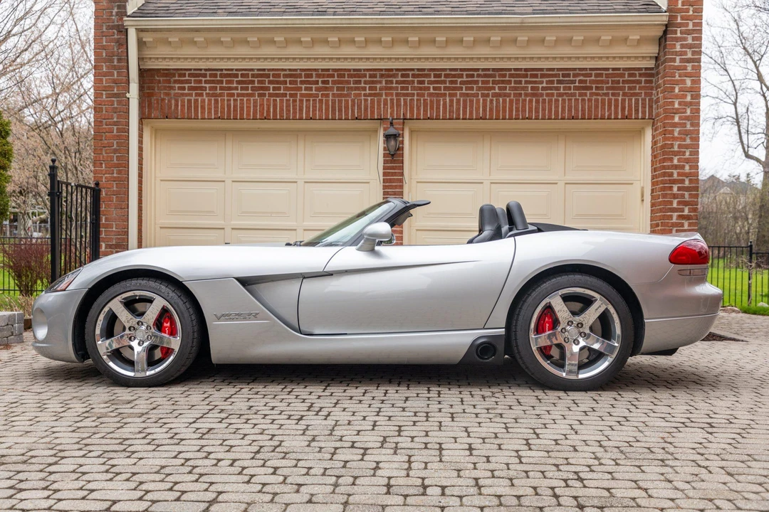 2004 Dodge Viper 3rd Gen - Image 11 of 31