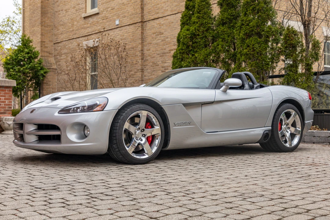 2004 Dodge Viper 3rd Gen - Image 13 of 31