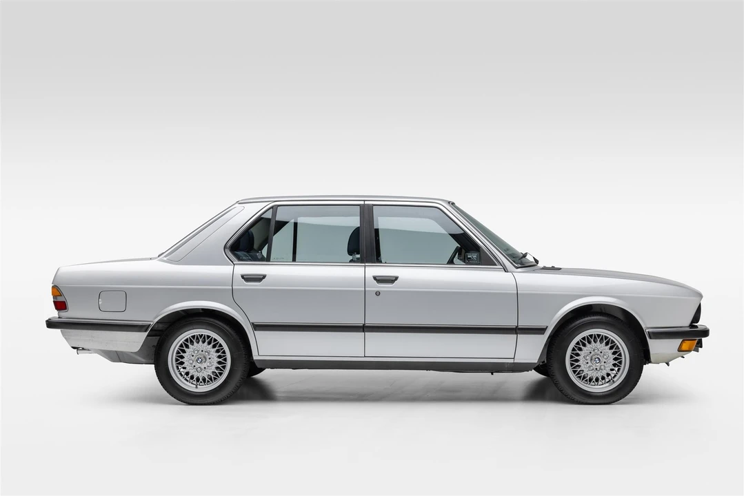 1982 BMW E28 5 Series - Image 5 of 31