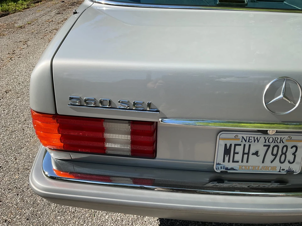 1986 Mercedes-Benz W126 S-Class Sedan - Image 24 of 31