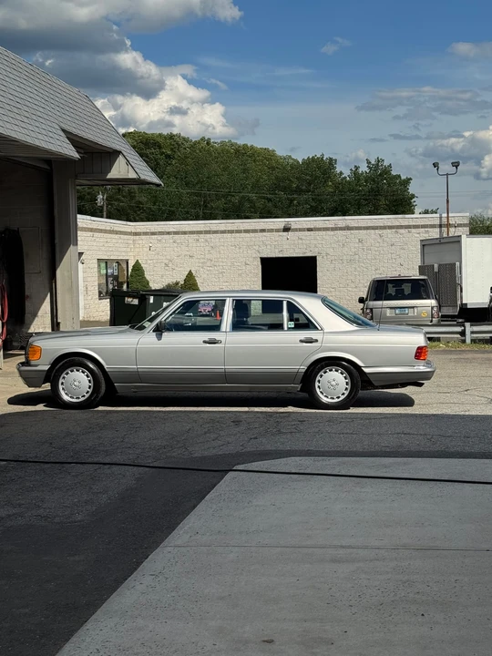 1986 Mercedes-Benz W126 S-Class Sedan - Image 5 of 31