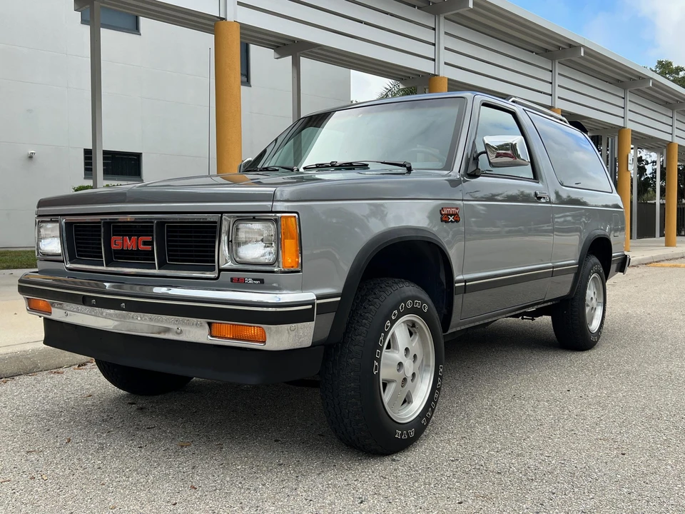 1987 GMC S-15 Jimmy 1st Gen - Image 4 of 31