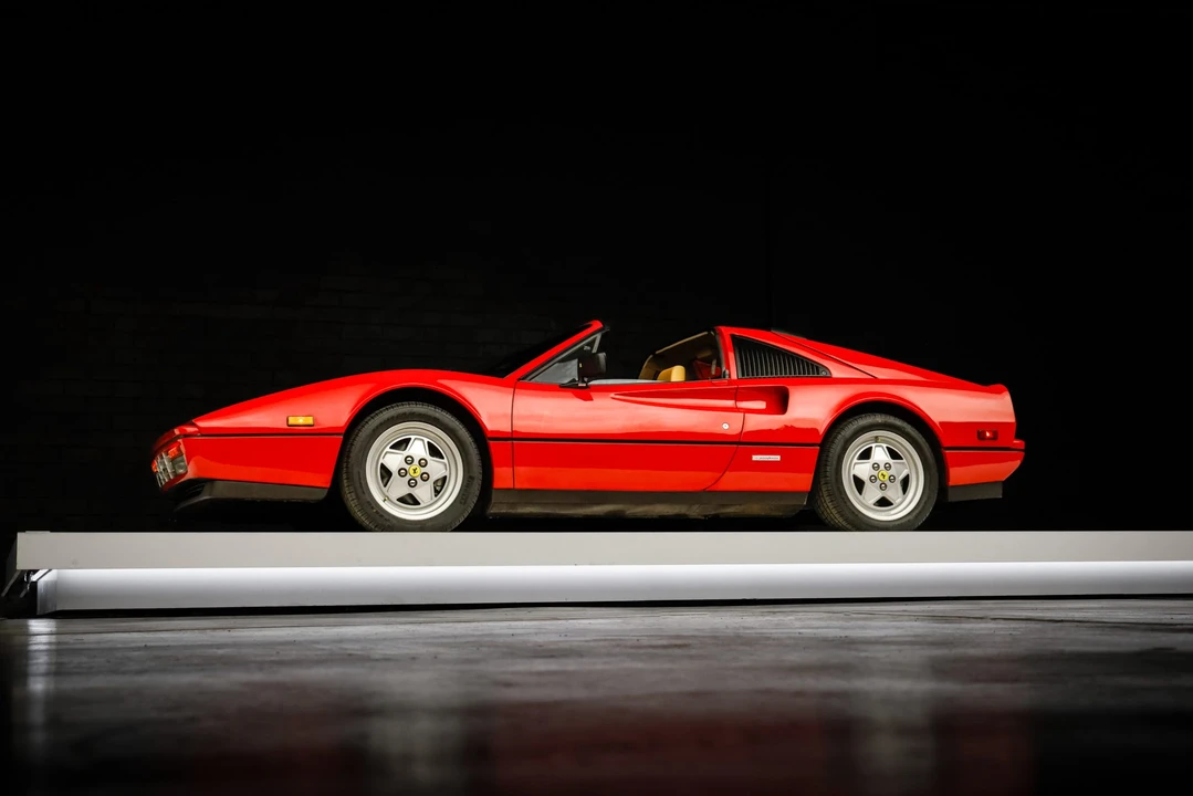 1989 Ferrari 328 GTS - Image 2 of 31