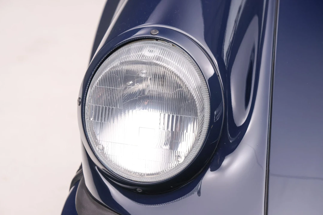 1989 Porsche 911 Carrera 3.2 - Image 27 of 31