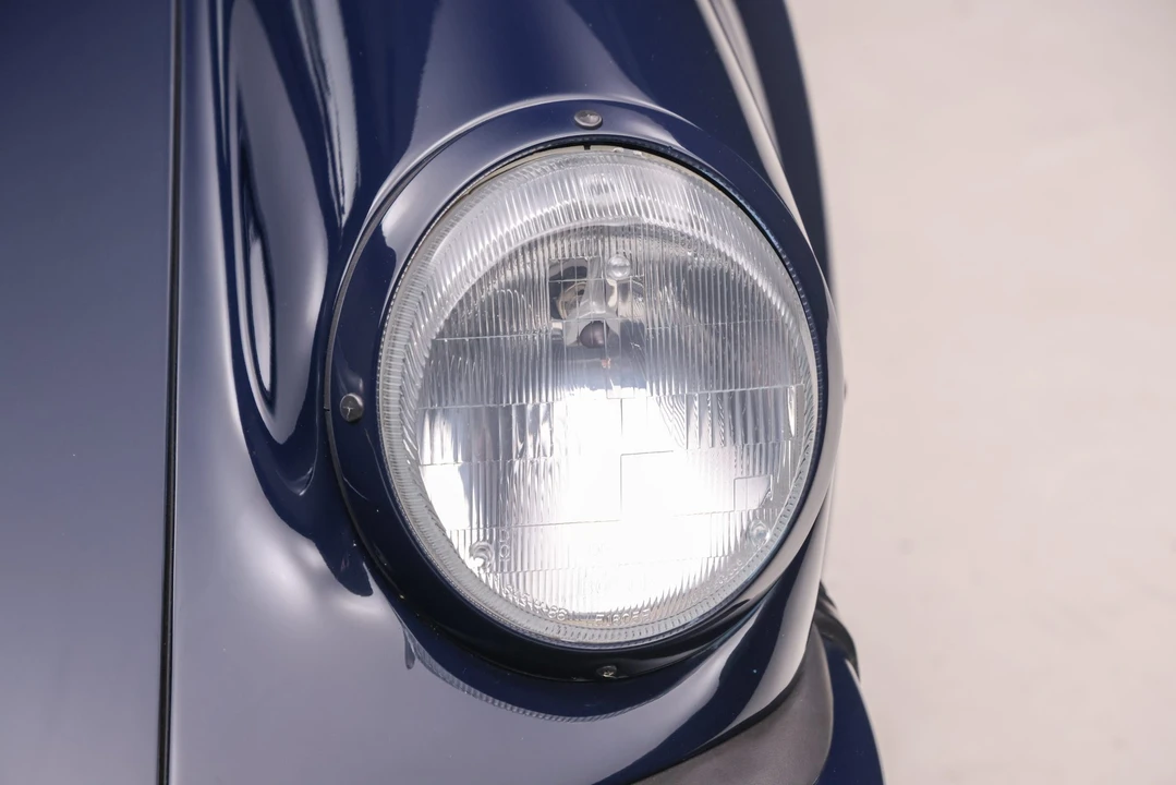 1989 Porsche 911 Carrera 3.2 - Image 28 of 31