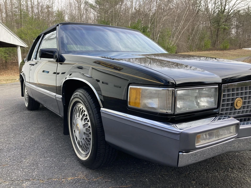 1990 Cadillac DeVille 7th Gen - Image 31 of 31