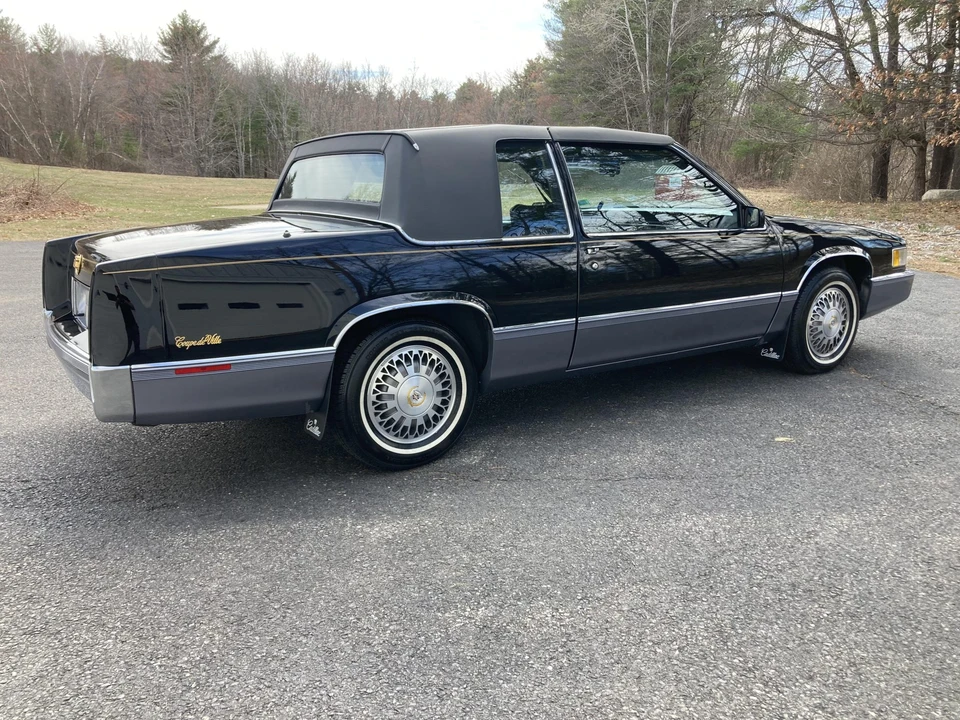 1990 Cadillac DeVille 7th Gen - Image 6 of 31